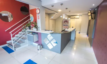 Hotel Condá