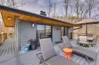 1 Mi to Marina: Cabin w/ Views Near Atwood Lake! - WiFi