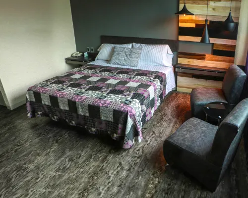 Hotel la Luna Hotels near Azteca Stadium