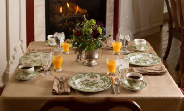 The Oakwood Inn Okoboji