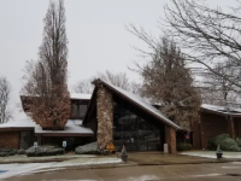 RiverBank Lodge Hotels in Menard County