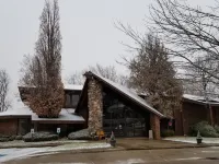 RiverBank Lodge Hotels in Menard County