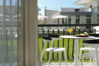 Aristotelis Hotel - Nouto- ja jättöpalvelut