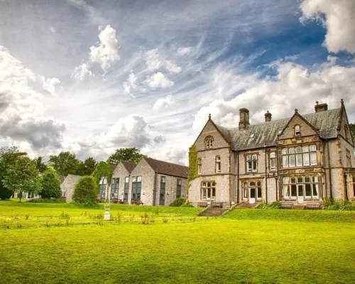 YHA Castleton Losehill Hall Hotels in Hope Valley