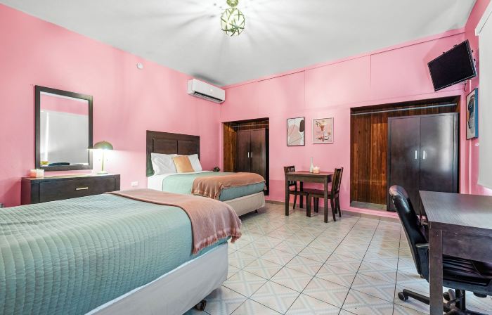 Borinquen Beach Inn
