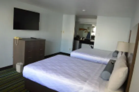 Brookings Inn Resort Hotels in Harbor