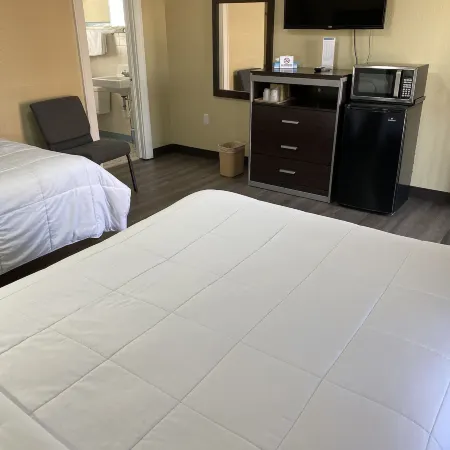 Savannah Motel