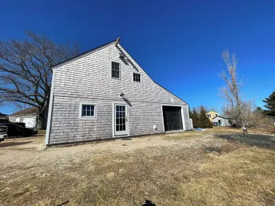 Comfortable & Charming 2-bedroom barn in peaceful Brooksville with Waterfront