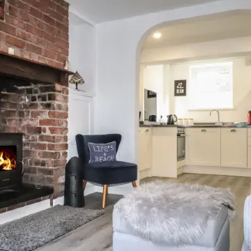 Henllys Cottage
