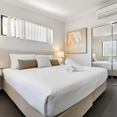 Marj12- Stylish and Spacious