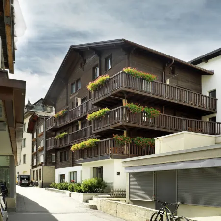 Hotel Garni Testa Grigia