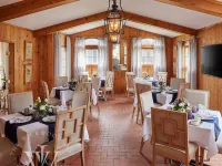 Wickwood Inn Hotels in Saugatuck
