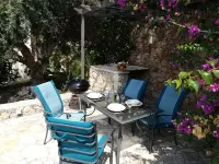 CRÊTE, beautiful villa with swimming pool and fantastic sea view on souda bay Hotel a Apokoronas