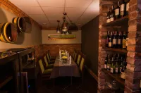Hotel Hugo Business & Spa - bar