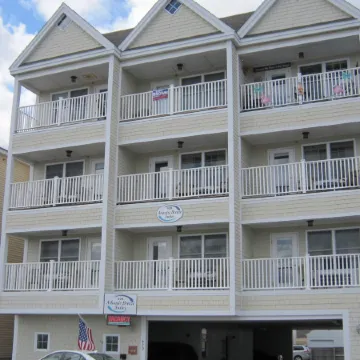 Atlantic Breeze Suites