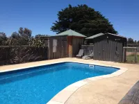 Neerim Country Cottages Hotels in Labertouche