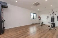 Villa F&A ZadarVillas - วิลล่า