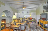 Carpinteria Apt w/ Hot Tub - 10 Min Walk to Beach!