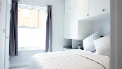 Modern Apartment in Stratford Upon Avon with Parking Wifi and Netflix فنادق في Billesley