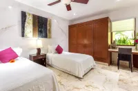 Maya Villa Condo Hotel and Beachclub