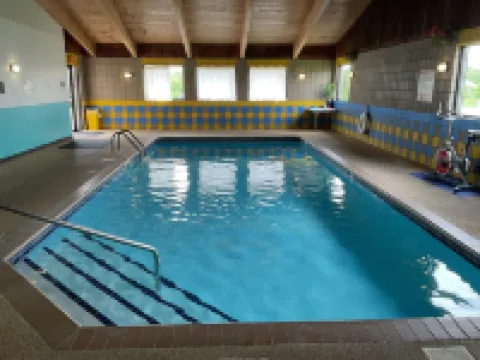 Budget Host Inn Hotels in Wright County