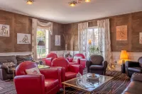 Domaine de l'Echassier, the Originals Relais - Pool