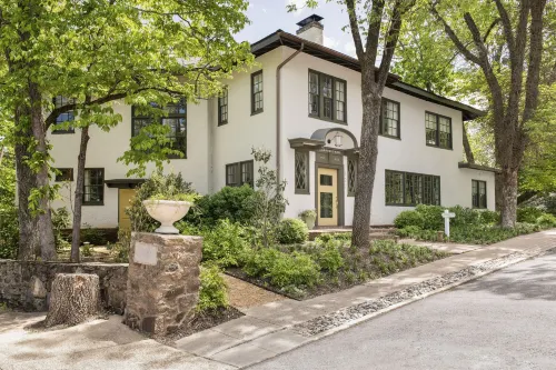 Oakhurst Inn at the University Hotel a Albemarle County
