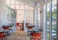 Hôtel Causse Comtal Rodez, the Originals Relais Hotel a Campuac