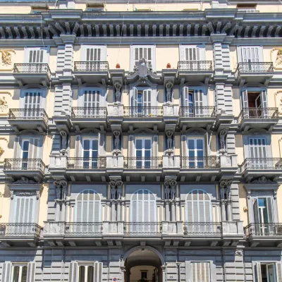 Gramsci Suites Отели рядом с достопримечательностью «Вомеро»