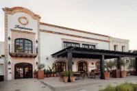 Tropicana Los Cabos, Tapestry Collection by Hilton Hotel in zona San Jose del Cabo main square