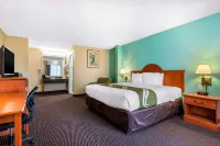 Quality Inn Sarasota North Near Lido Key Beach - breakfast