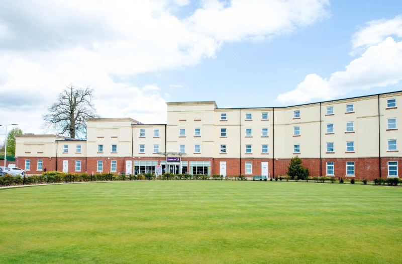 Premier Inn Stoke/Trentham Gardens