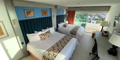 호텔 에이치블루 말레콘 Professor Jesus Castro Agúndez Cultural Center 주변 호텔