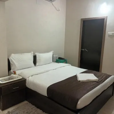 Hotel Pratistha Paradise Hotels near Lingaraj Temple