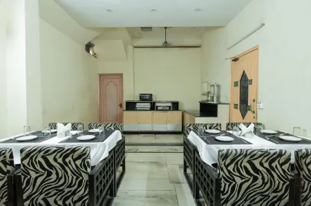 Hotel Sunstar Residency Отели рядом со станцией Old Delhi Railway Station Terminal
