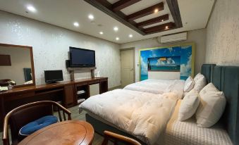 Tongyeong Man to Man