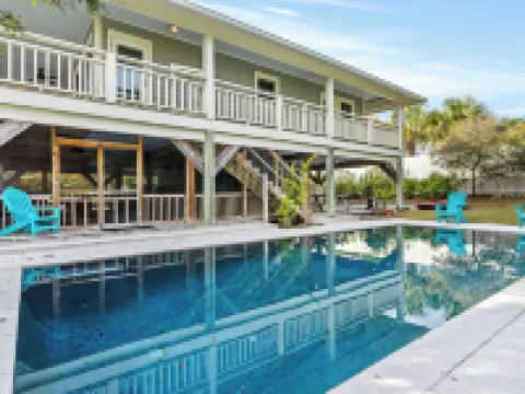 Porch Paradise by Avantstay Private Pool Seacrest Hotels in Seacrest