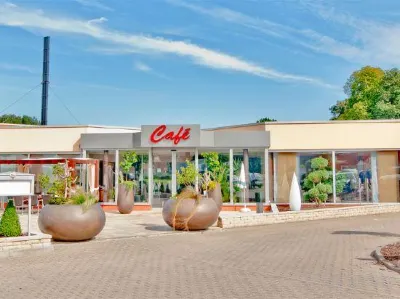 Moness Hotel Und Kaffeerösterei Hotels in Nebra