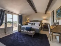 Chateau le Cagnard Hotels near Fabron