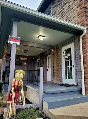 Charming 2 bedroom apartment in the town of Emporium, PA.