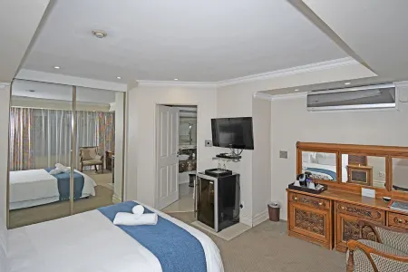 Orchids Lodge Отели в г. Сэндтон