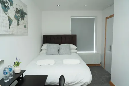 Failsworth Retreat Отели в г. Фэйлзуорт