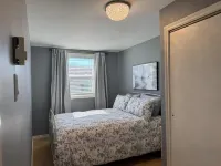 Cozy Mountainview Bungalow. French Fishing Village. Whale Watching tours. Hotels in Inverness County