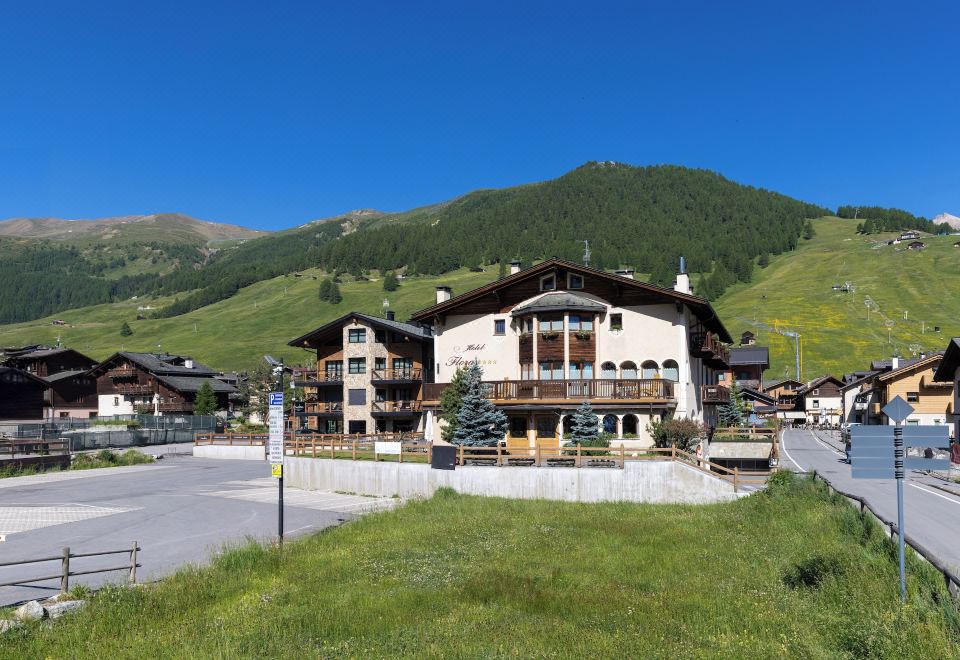 hotel overview picture