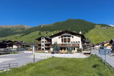 Hotel Flora