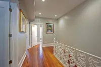 Newly Renovated 4 Bed 3 Bath and 2 Parking Spots