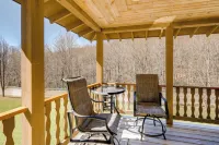 Tranquil Mountain Getaway in Troutdale: Game Room!