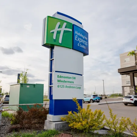 Holiday Inn Express & Suites EDMONTON SW – WINDERMERE by IHG