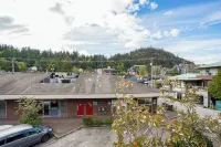 Cozy Room #4 in Horseshoe Bay Hotel a West Vancouver