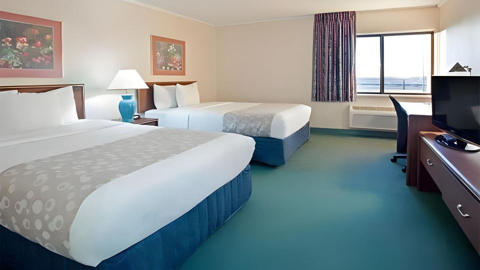 Norwood Inn & Suites Indianapolis